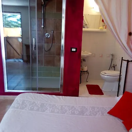 Bed & Relax Sinestesia Alojamento de Acomodação e Pequeno-almoço Precicchie